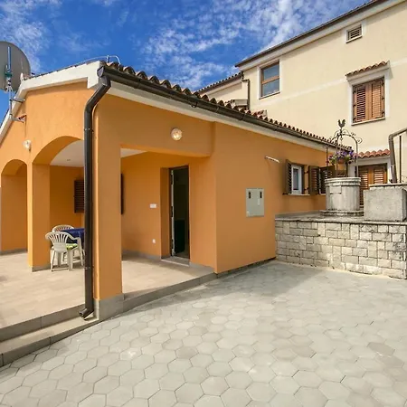 Daire Apartment In Porec/Istrien 10071